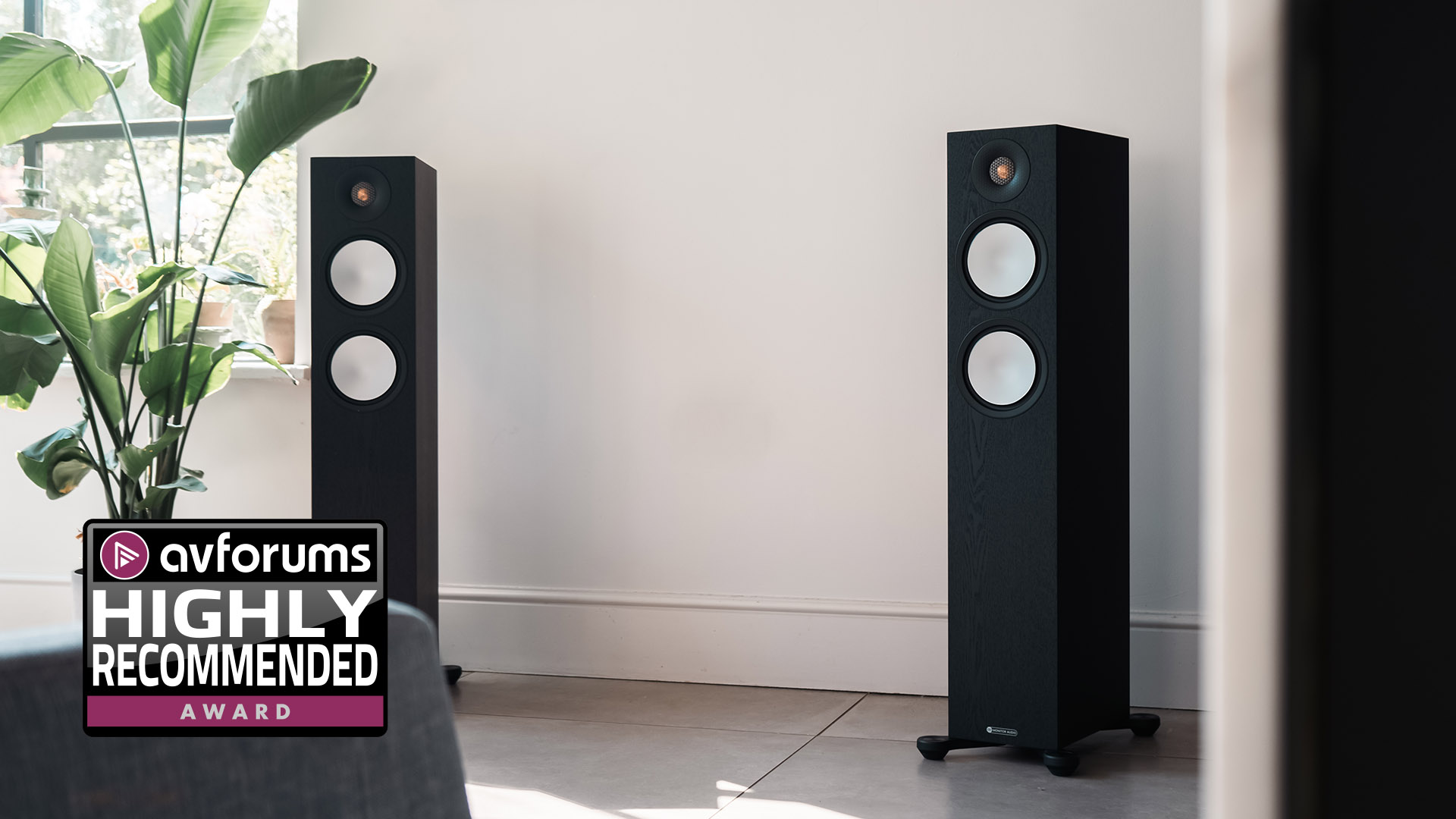 Monitor Audio Bronze 300 7G – восторг и мощь Monitor Audio Bronze 300 7G – восторг и мощь